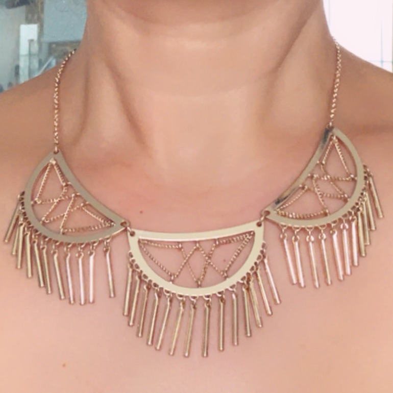 Gold-Tone Collar Necklace 25$